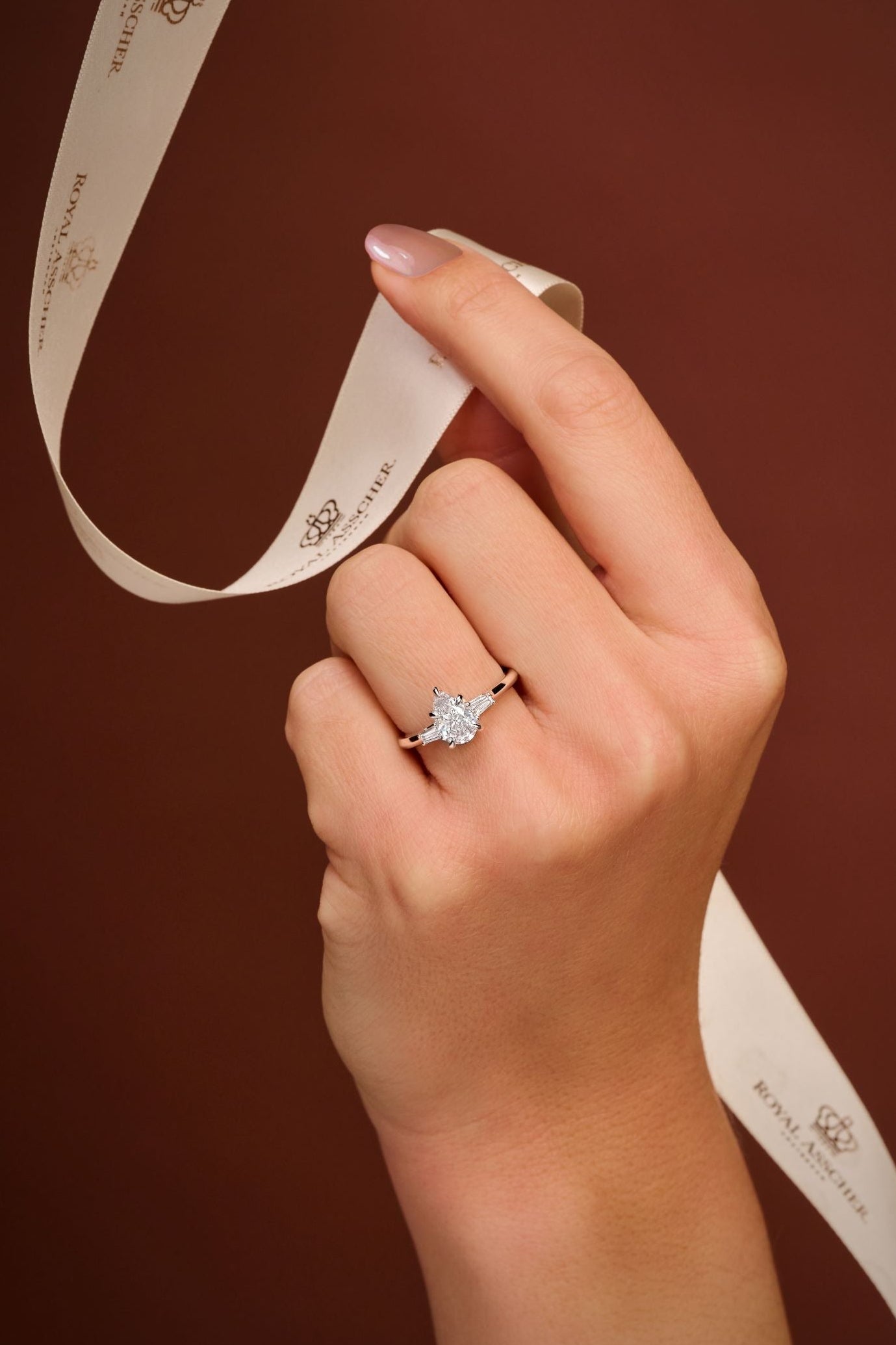 (Royal Asscher Pear)