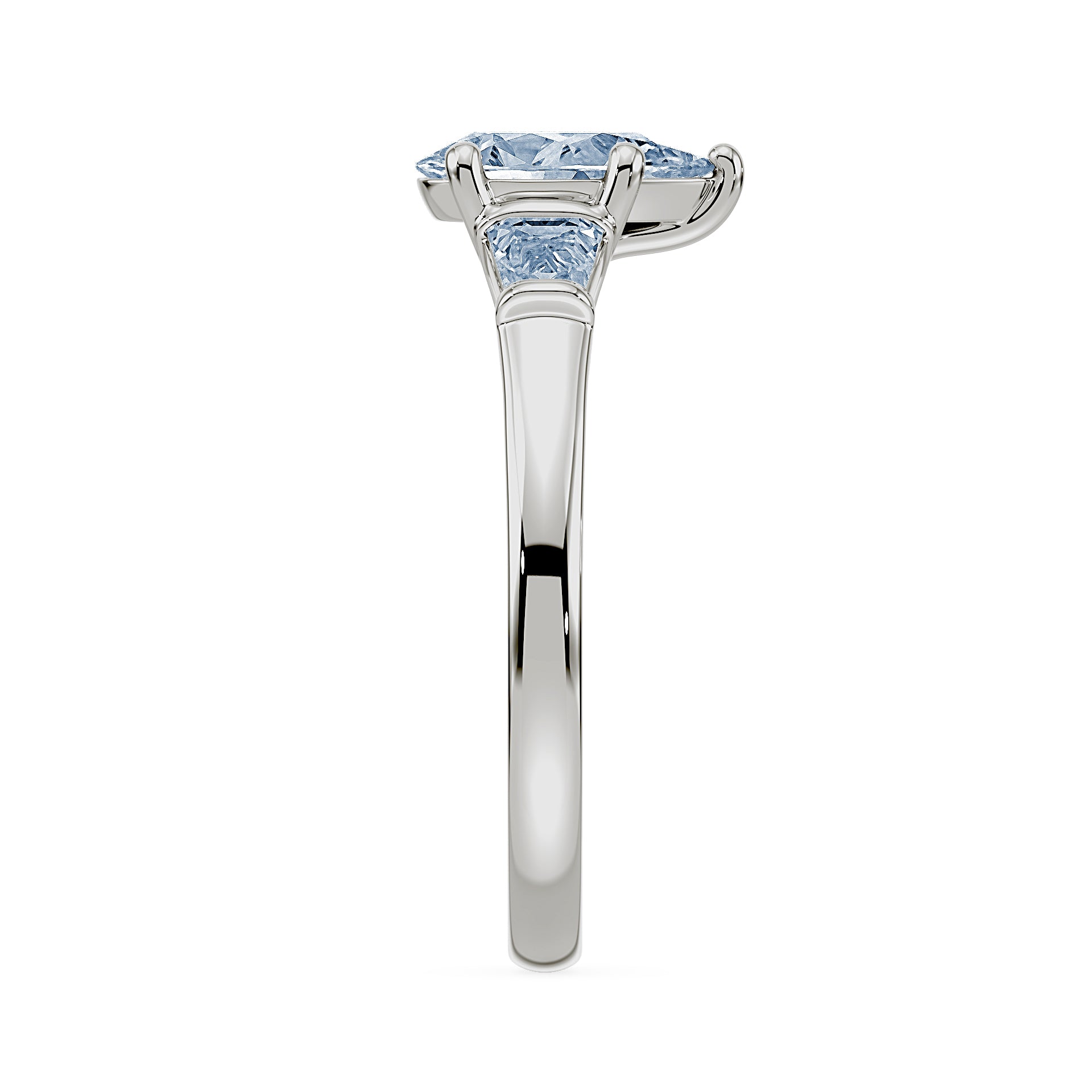 (Royal Asscher Pear)