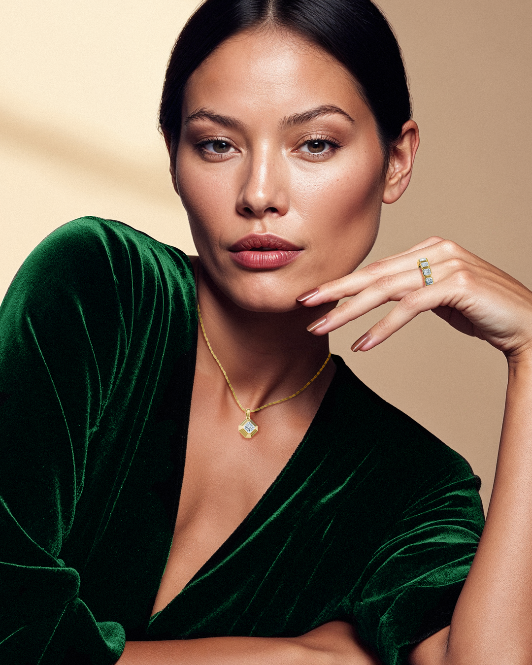 (Royal Asscher Cut - Yellow)