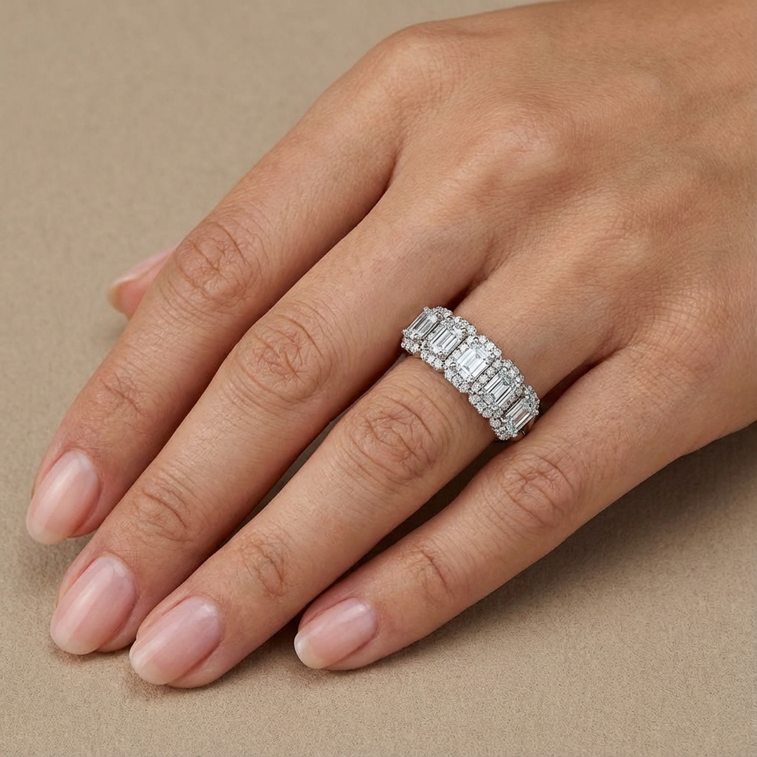 (Royal Asscher Emerald)