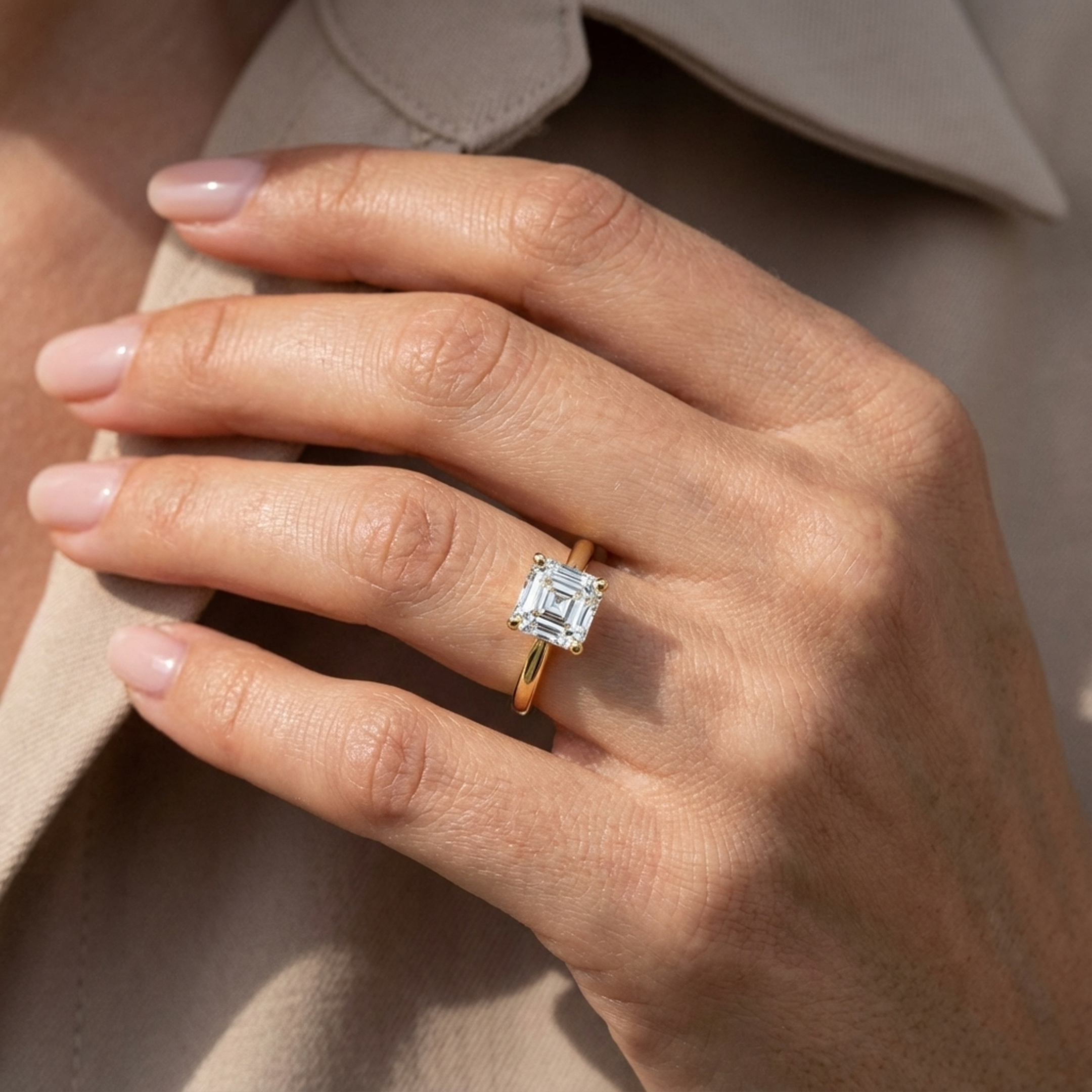 (Royal Asscher Cut - Yellow)