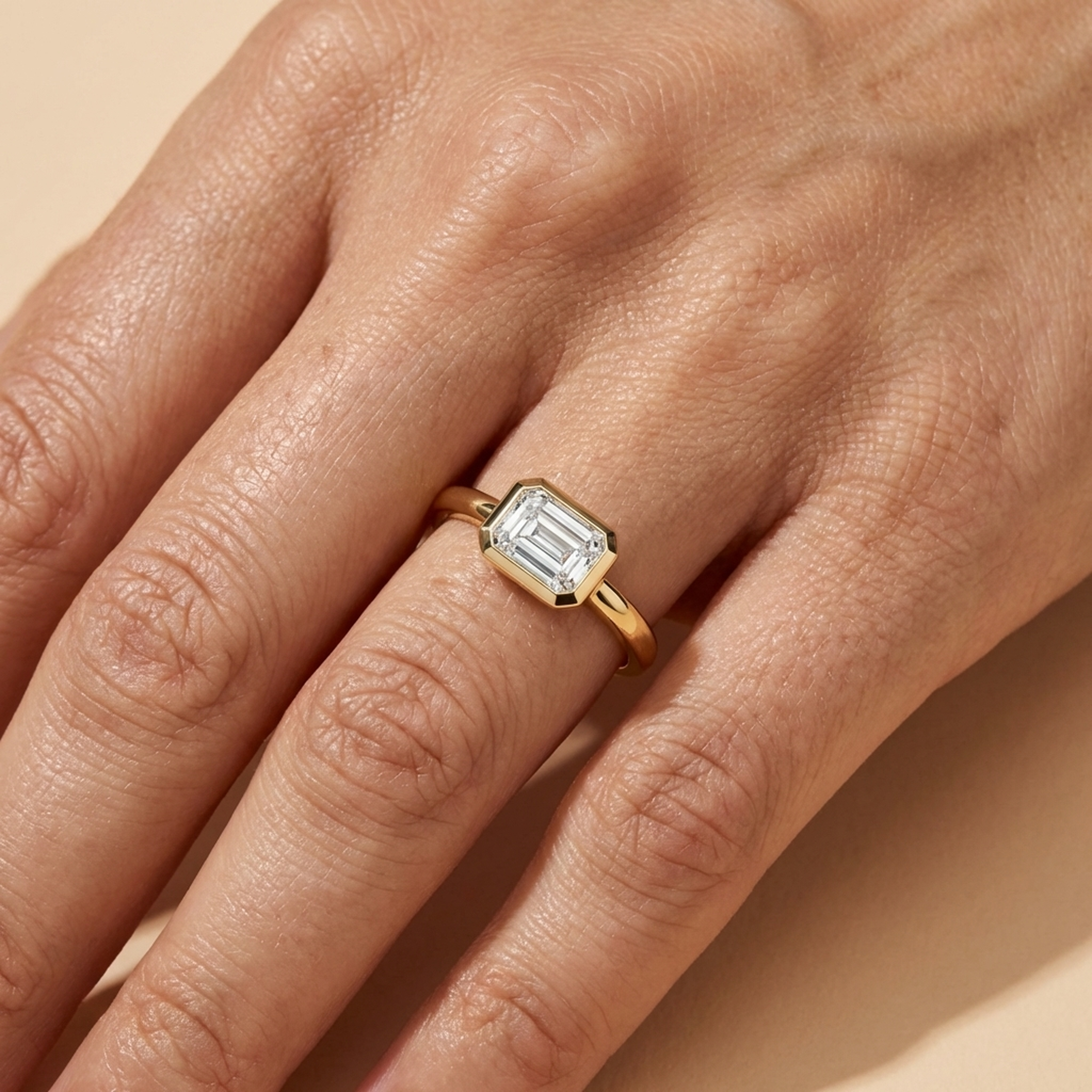 (Royal Asscher Emerald - Yellow)