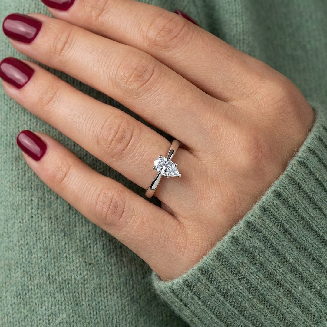 (Royal Asscher Pear)