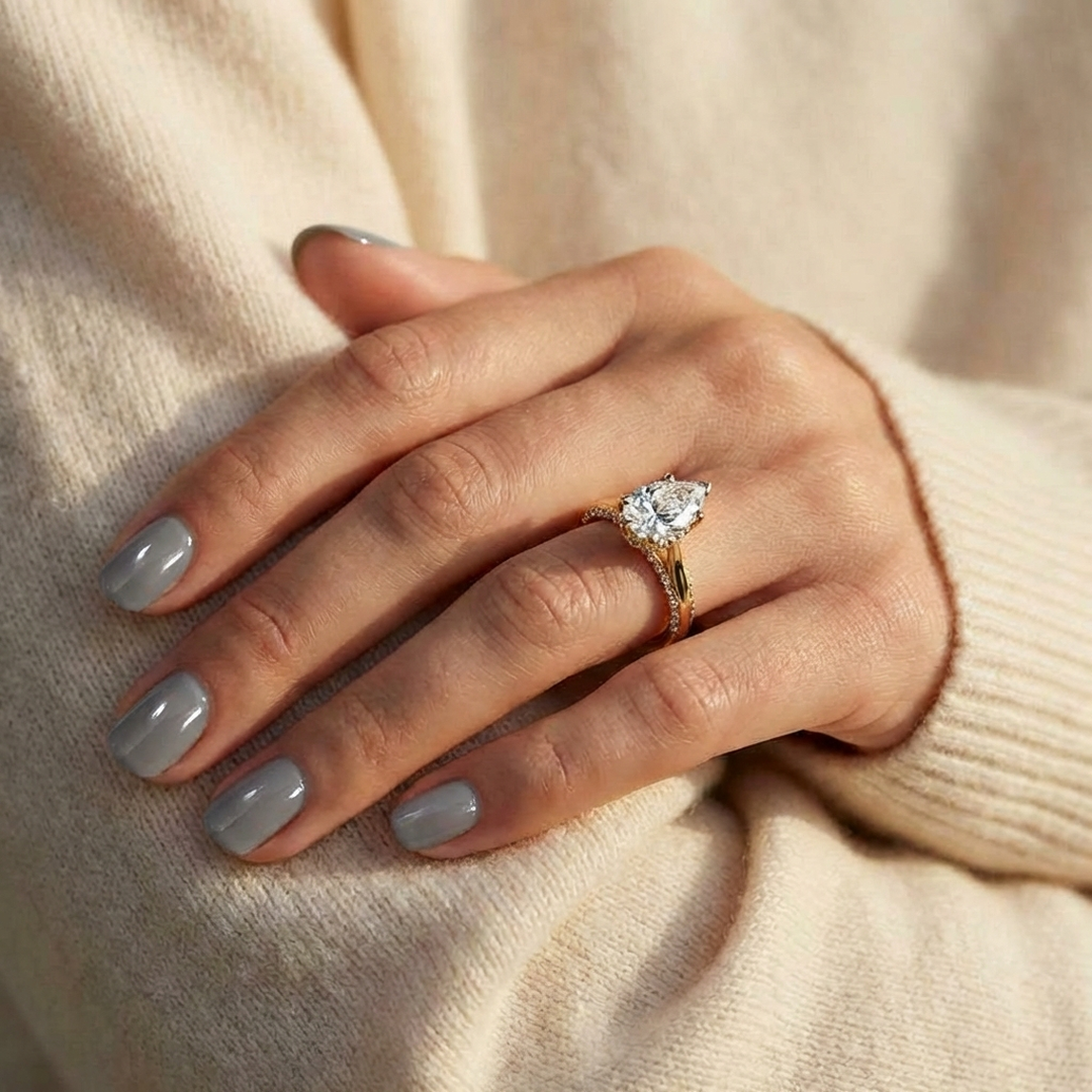 (Royal Asscher Pear - Yellow)