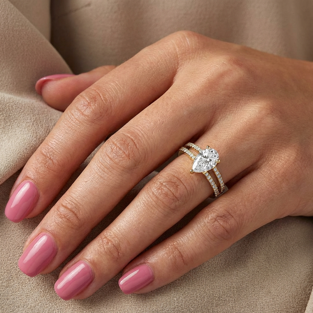 (Royal Asscher Pear - Yellow)