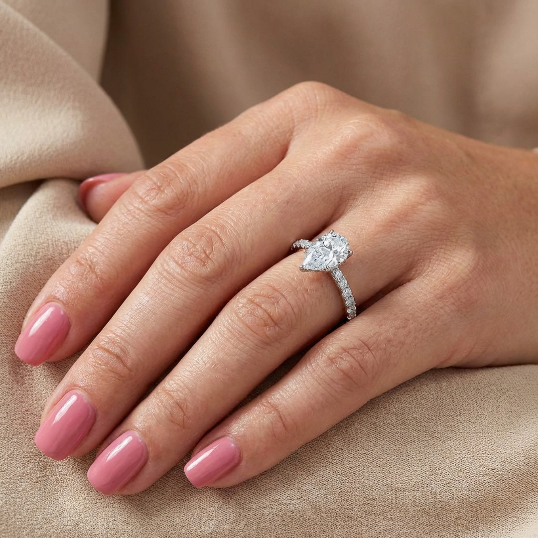 (Royal Asscher Pear)