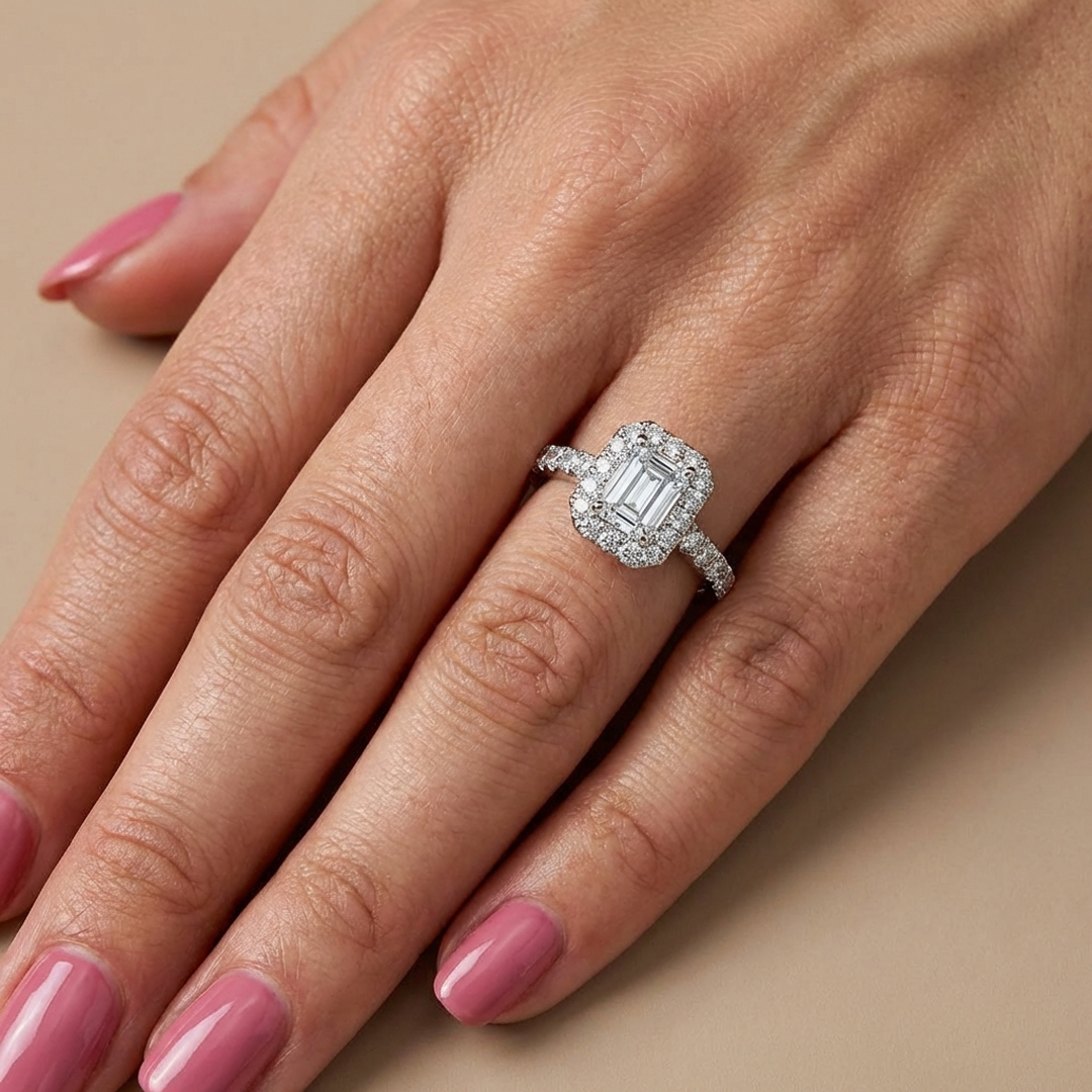 (Royal Asscher Emerald)