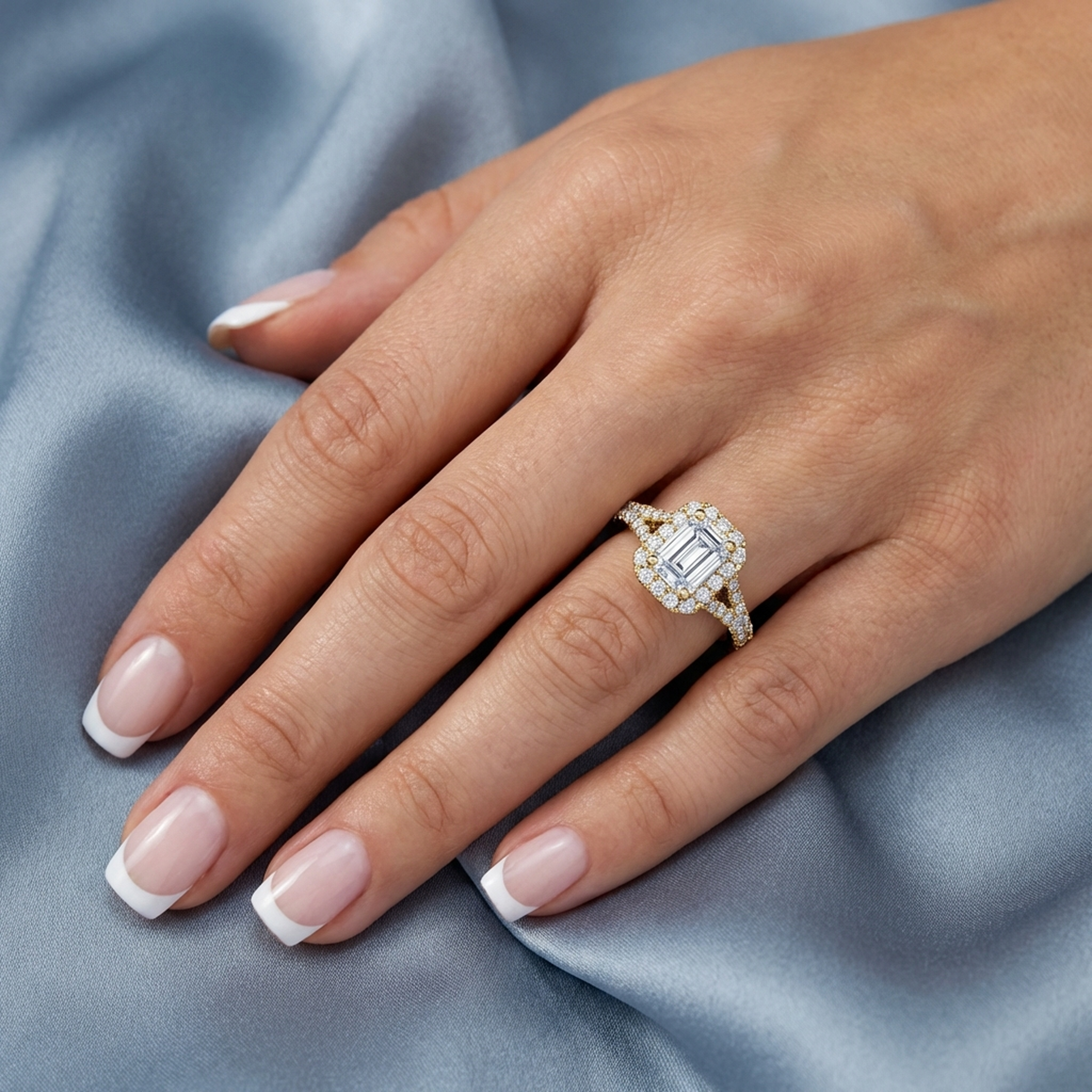 (Royal Asscher Emerald - Yellow)