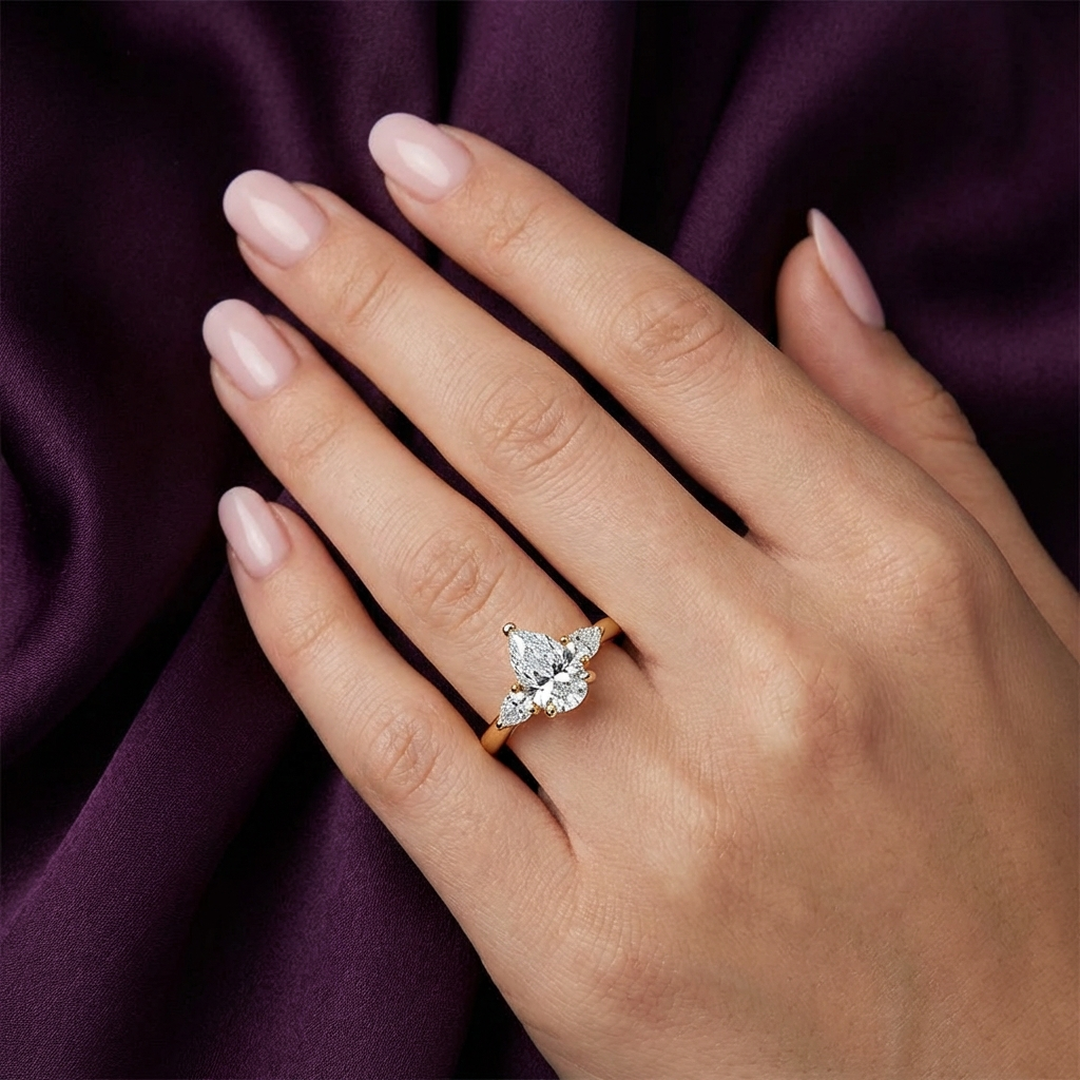 (Royal Asscher Pear - Yellow)