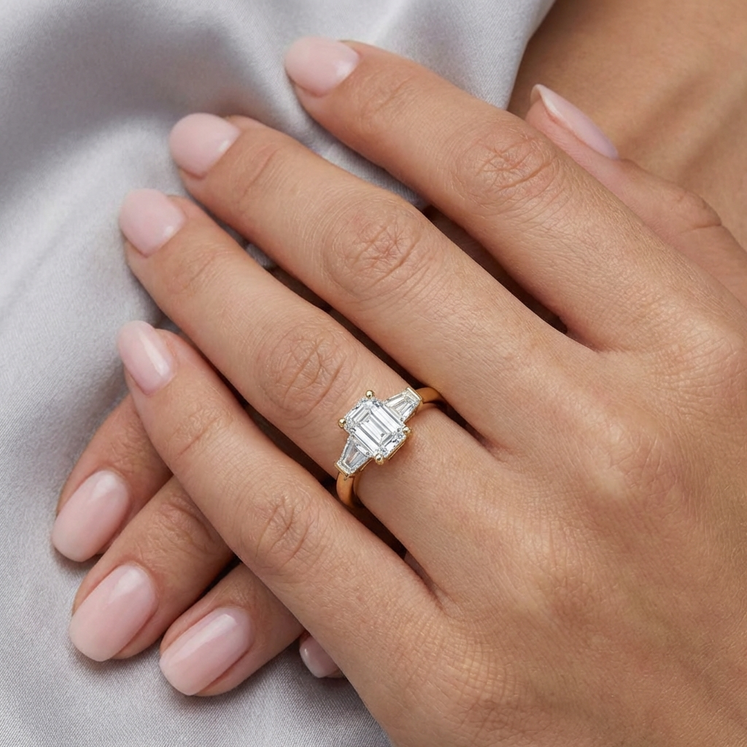 (Royal Asscher Emerald - Yellow)