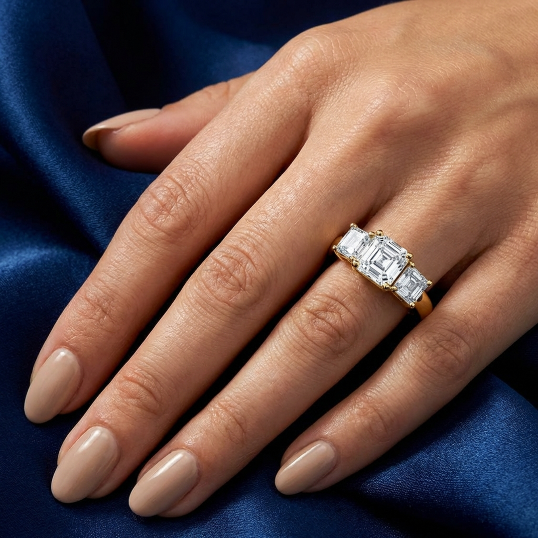 (Royal Asscher Cut - Yellow)