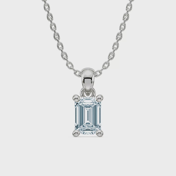 (Royal Asscher Emerald - Video)